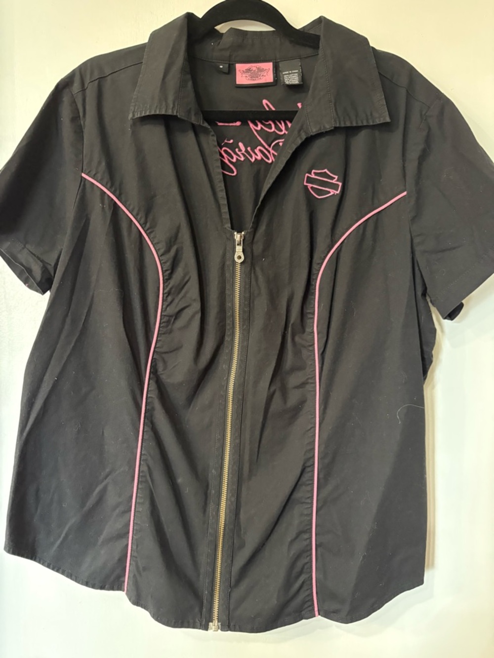 Harley-Davidson Black Shirt with Pink Piping Zip Front